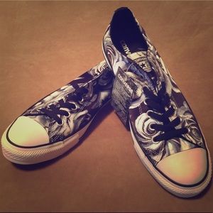 Converse Rose low top 10.5 brand new